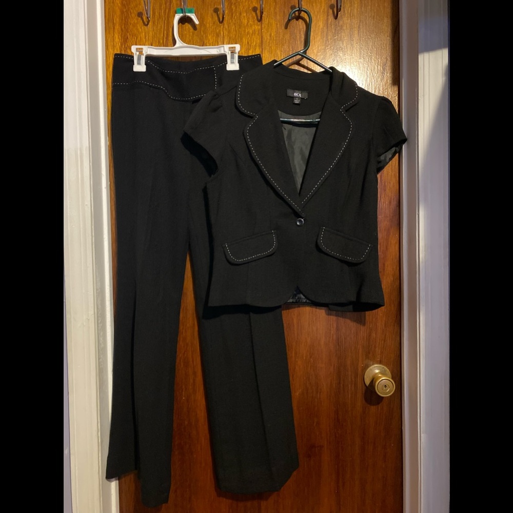 BCX Set Blazer and Pants Set Used Once and in great condition like new